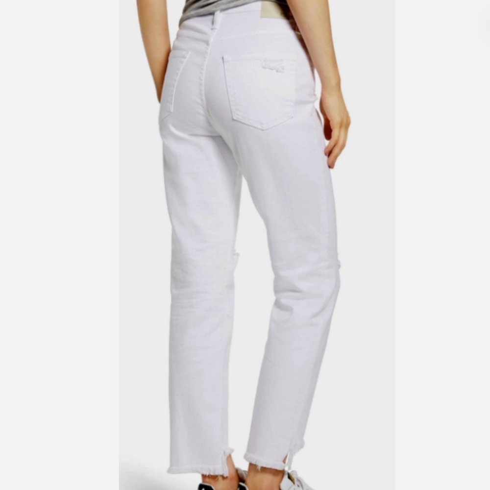 AG White High Waisted Tapered Leg Jeans - Picture 2 of 8